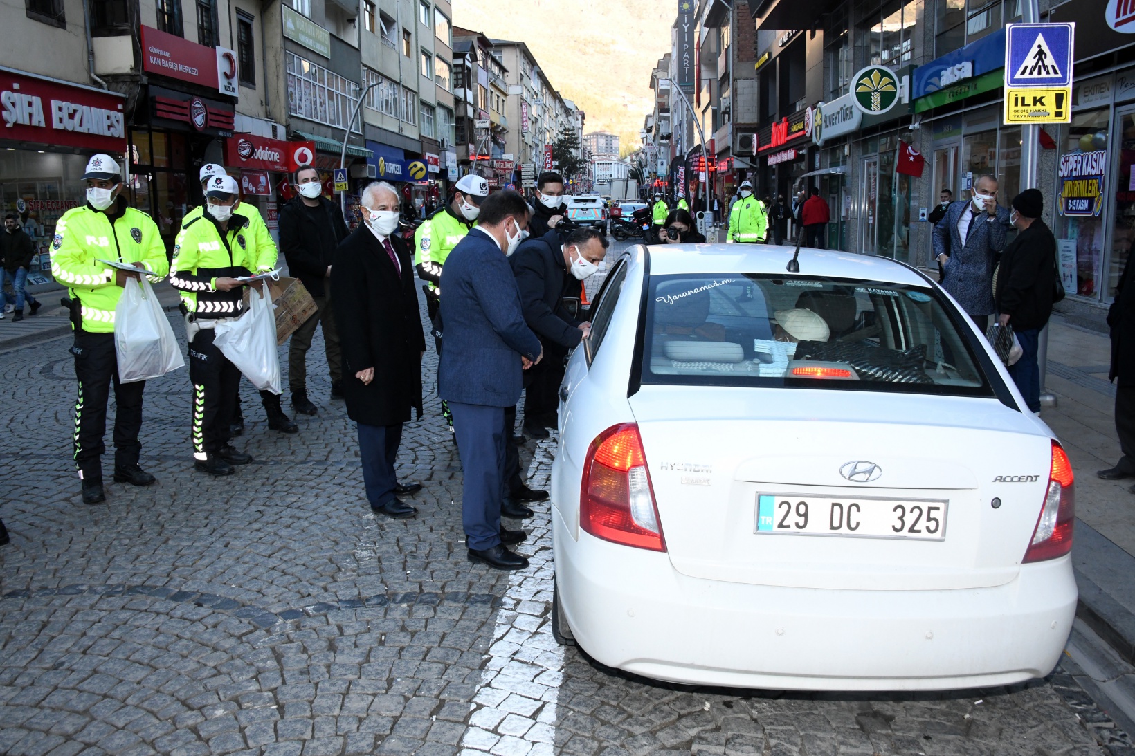 Gümüşhane’de emniyet kemeri denetimi yapıldı 6
