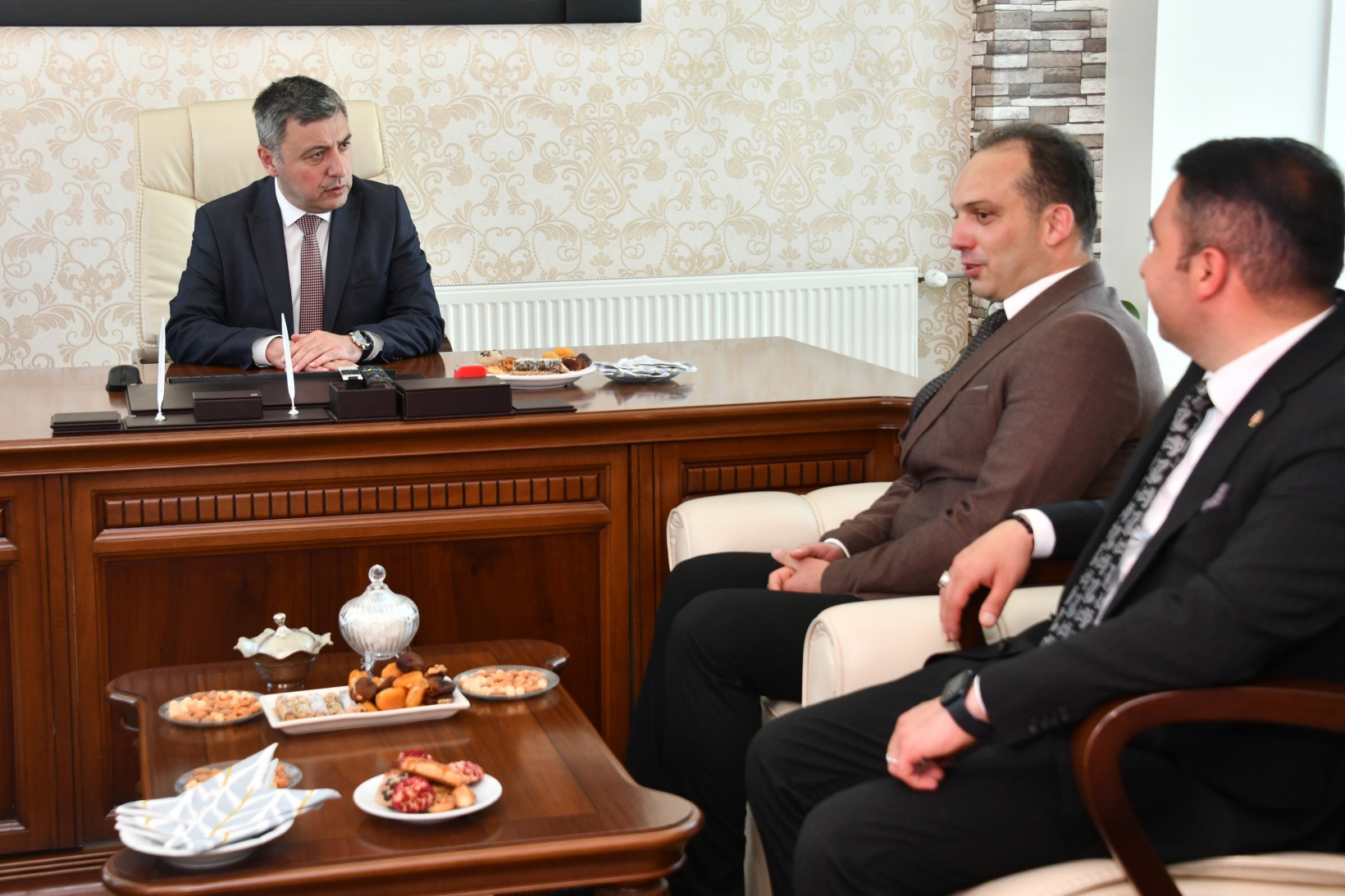 Vali Tanrısever Şiran ilçesinde incelemelerde bulundu 8