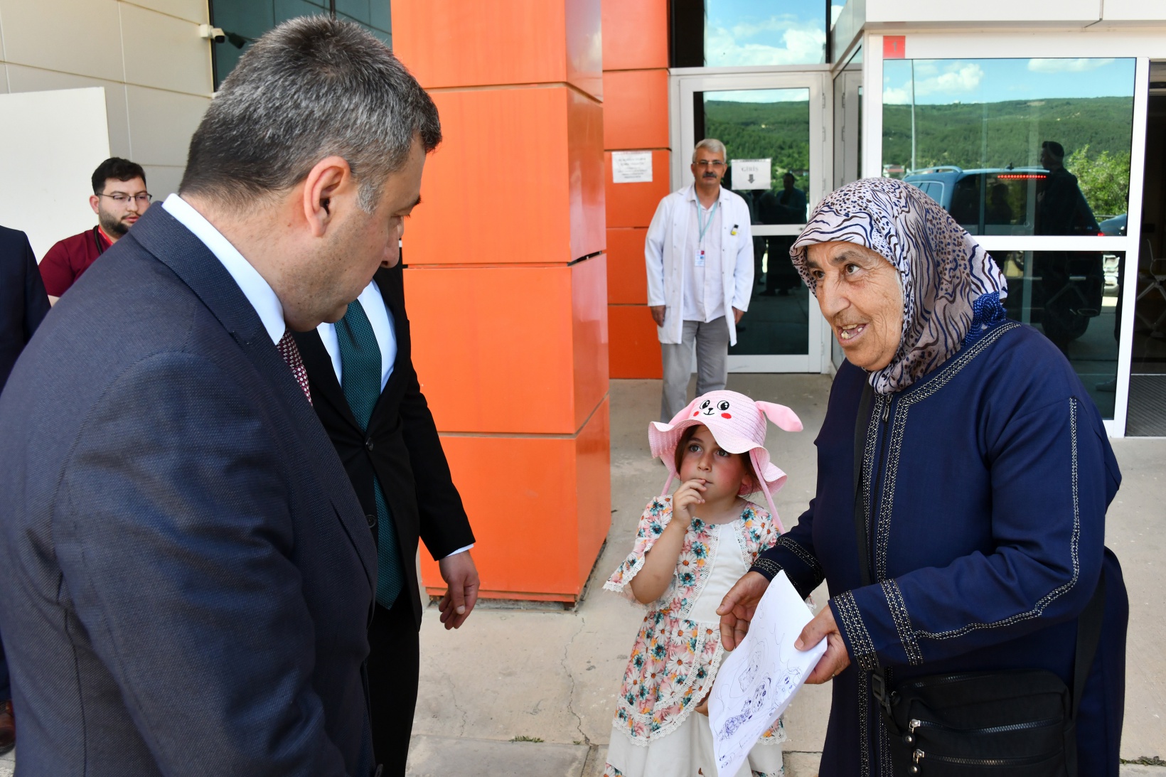 Vali Tanrısever Şiran ilçesinde incelemelerde bulundu 16