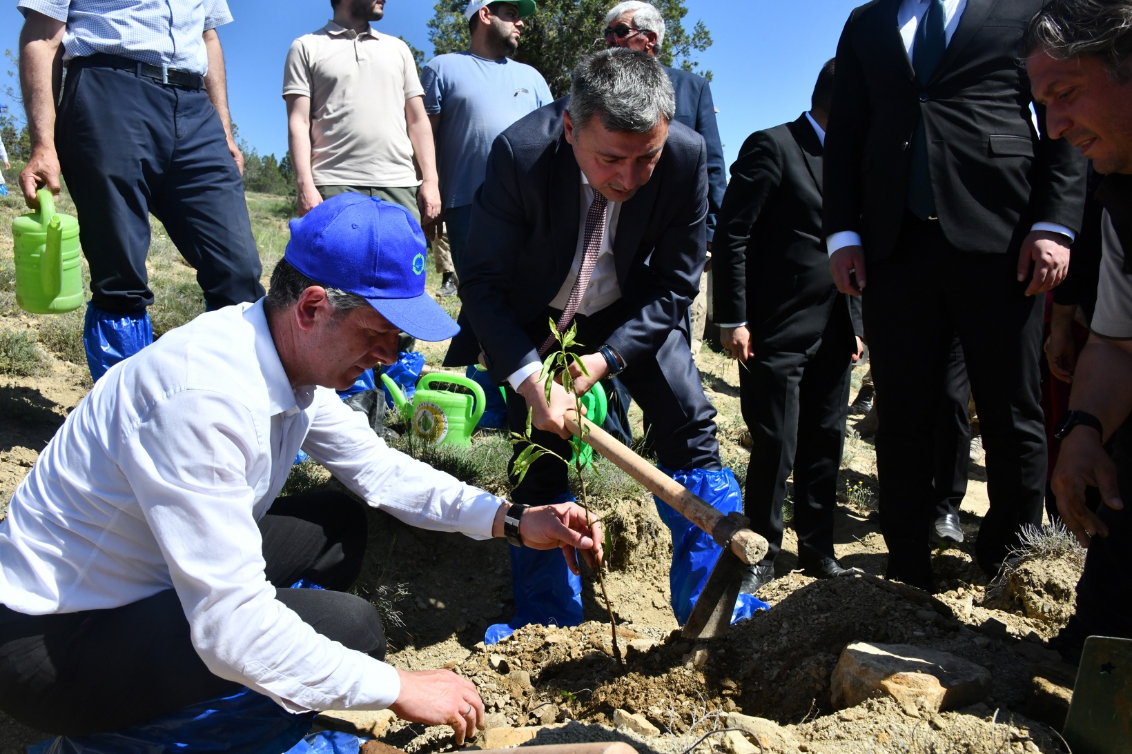 Vali Tanrısever Şiran ilçesinde incelemelerde bulundu 42