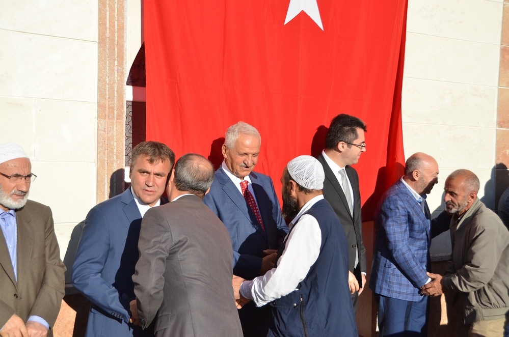 Gümüşhane’de Bayramlaşma töreni ilklerle gerçekleştirildi 5