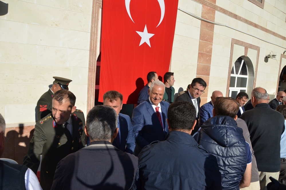 Gümüşhane’de Bayramlaşma töreni ilklerle gerçekleştirildi 11