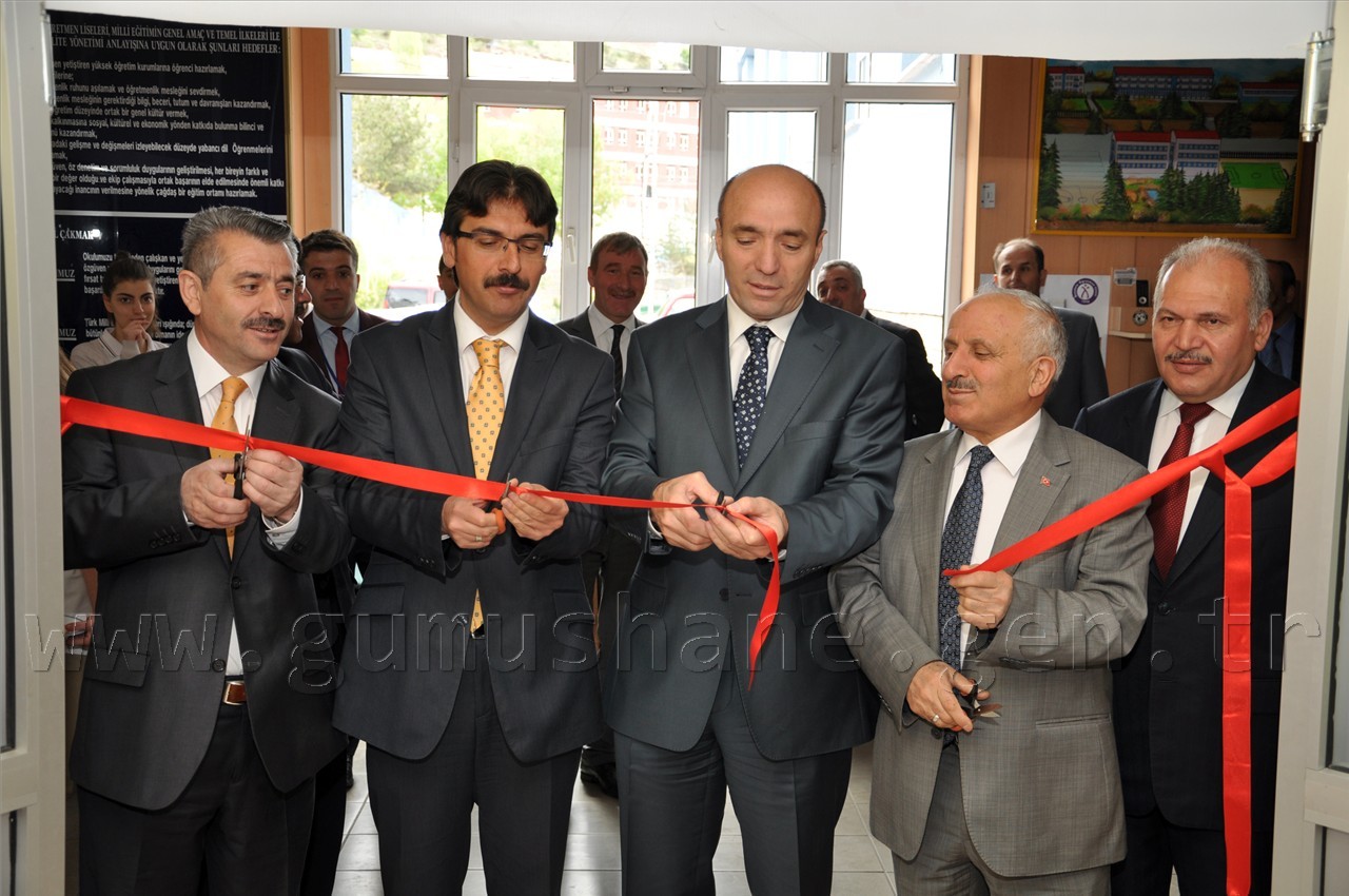 Mareşal Çakmak Sosyal Bilimler Lisesinden TUBİTAK Bilim Fuarı 1