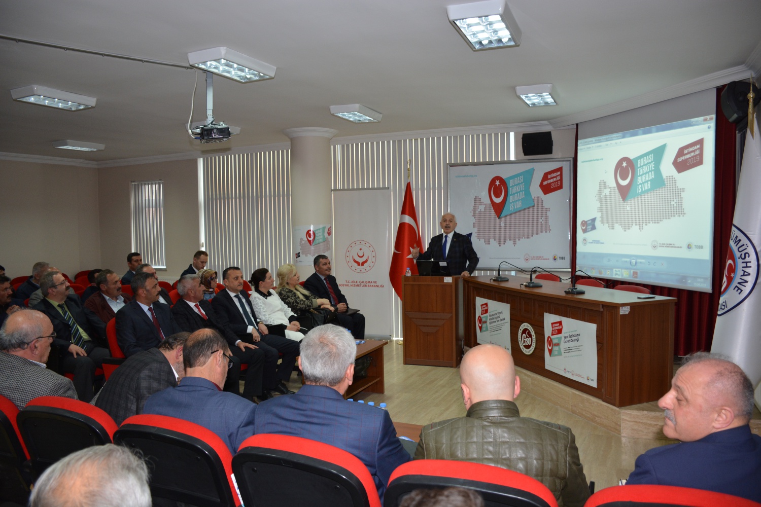 Gümüşhane’de ‘İstihdam Seferberliği’ bilgilendirme toplantısı  13