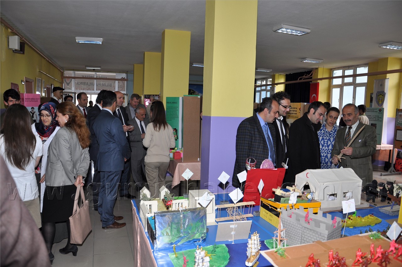 Mareşal Çakmak Sosyal Bilimler Lisesinden TUBİTAK Bilim Fuarı 6