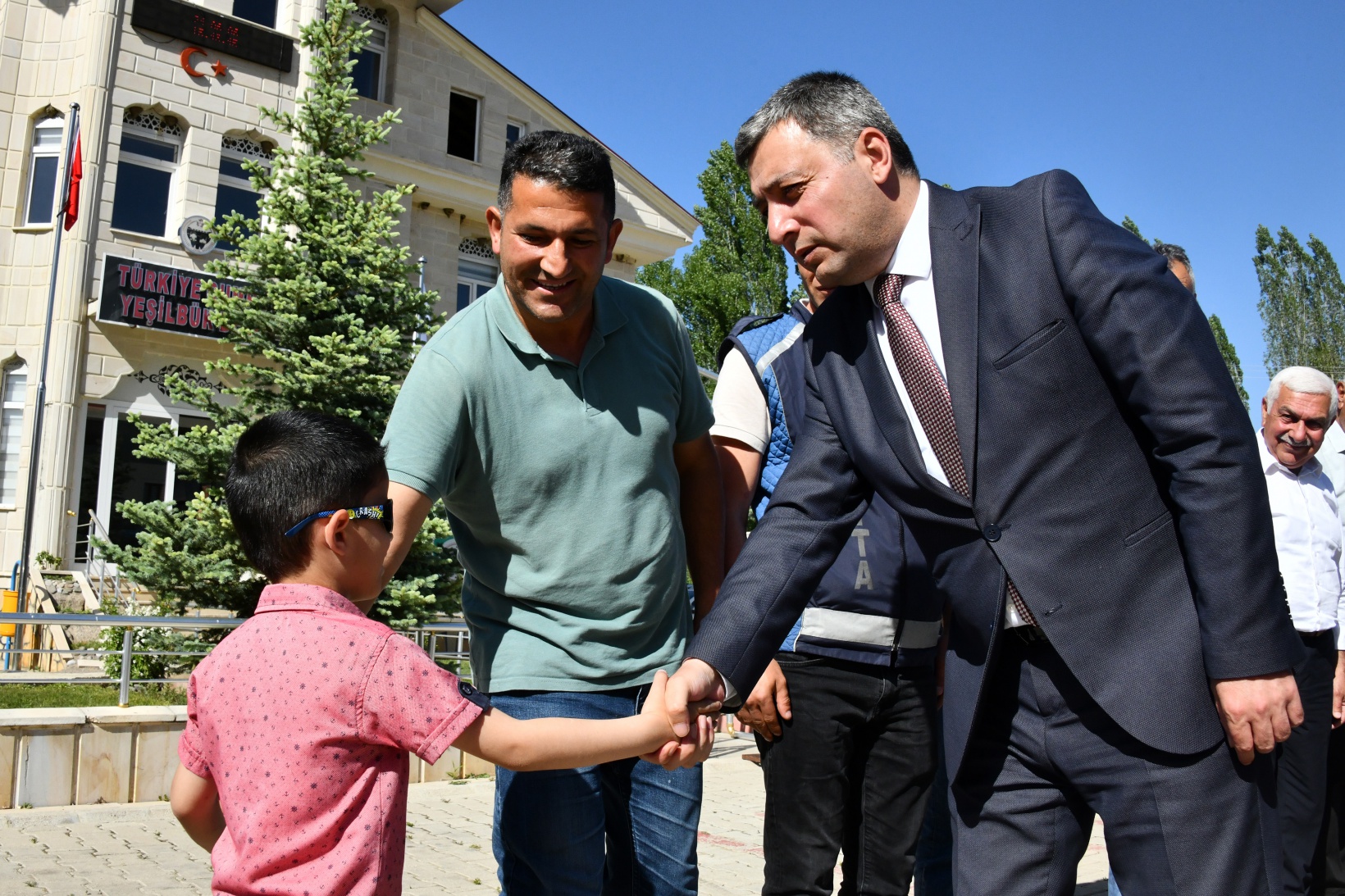 Vali Tanrısever Şiran ilçesinde incelemelerde bulundu 41