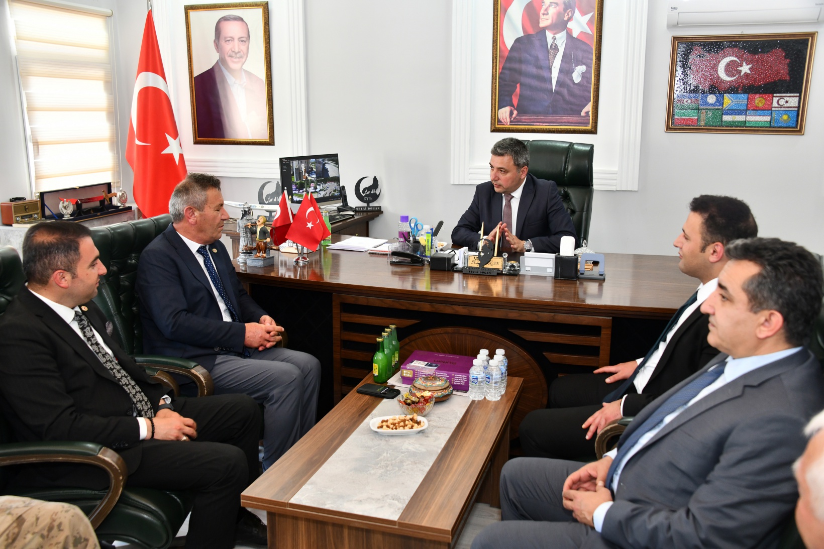 Vali Tanrısever Şiran ilçesinde incelemelerde bulundu 15