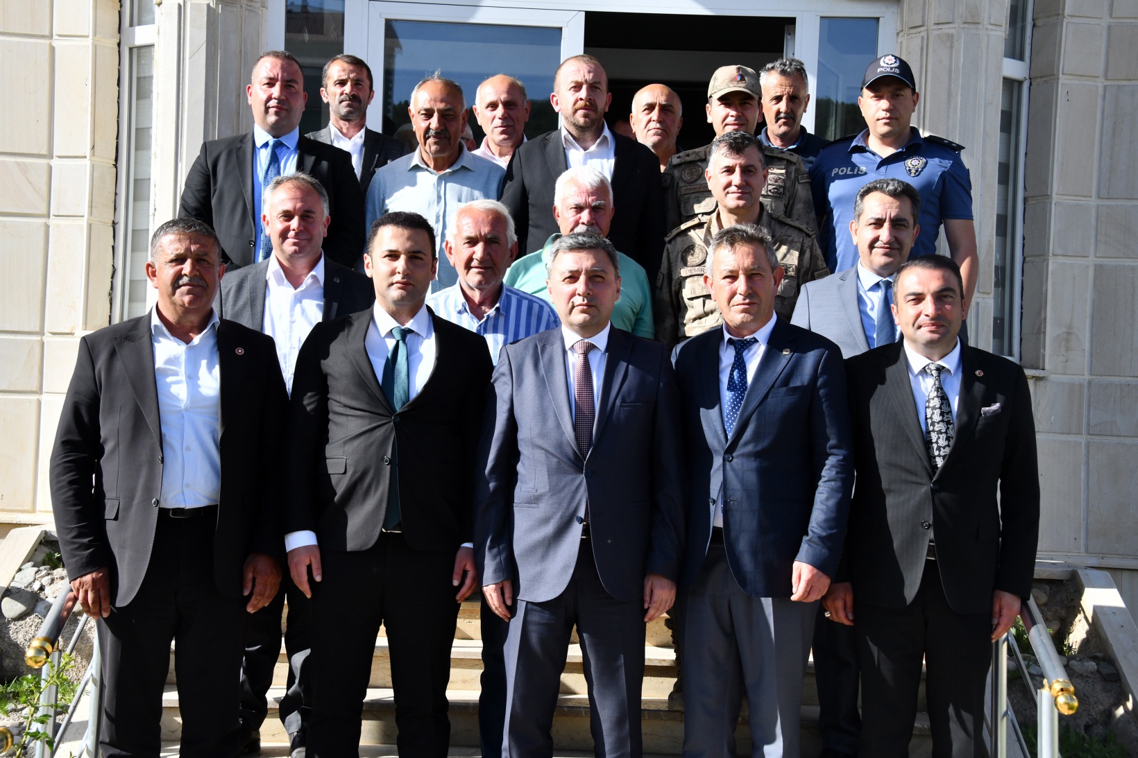 Vali Tanrısever Şiran ilçesinde incelemelerde bulundu 39