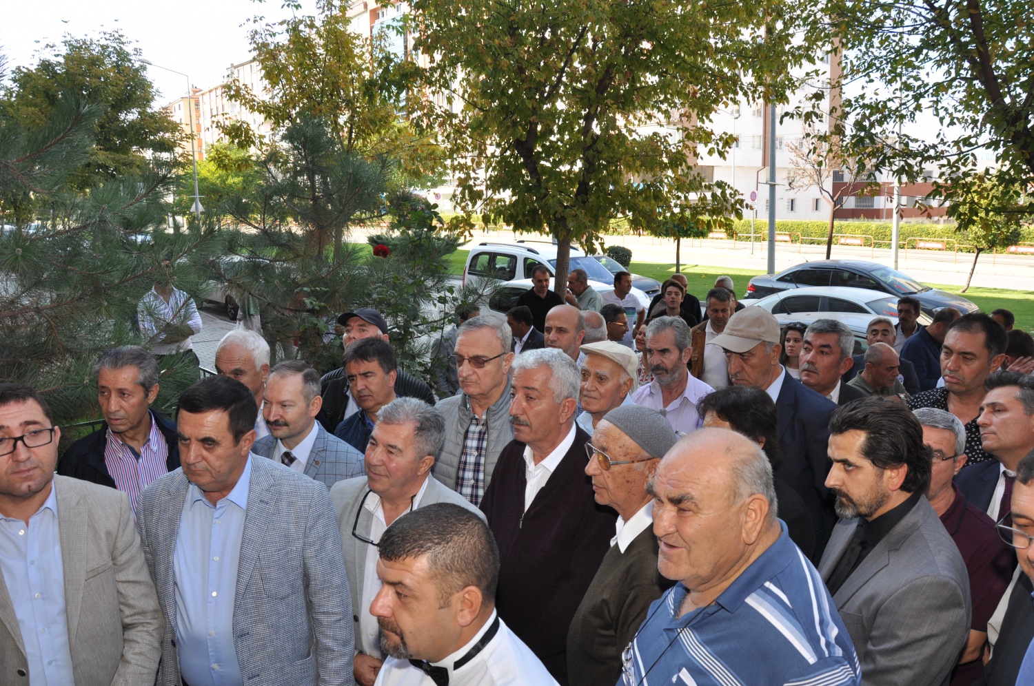 Gümüşhaneli Turhan’dan Eskişehir’e hukuk bürosu  17