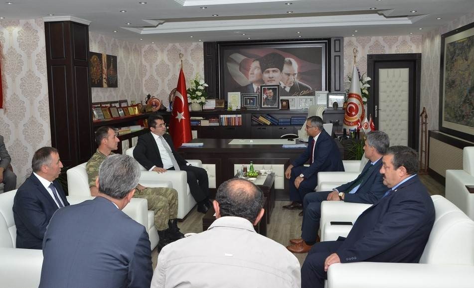 Vali Memiş, Kelkit’te tarımsal tesisleri inceledi 1