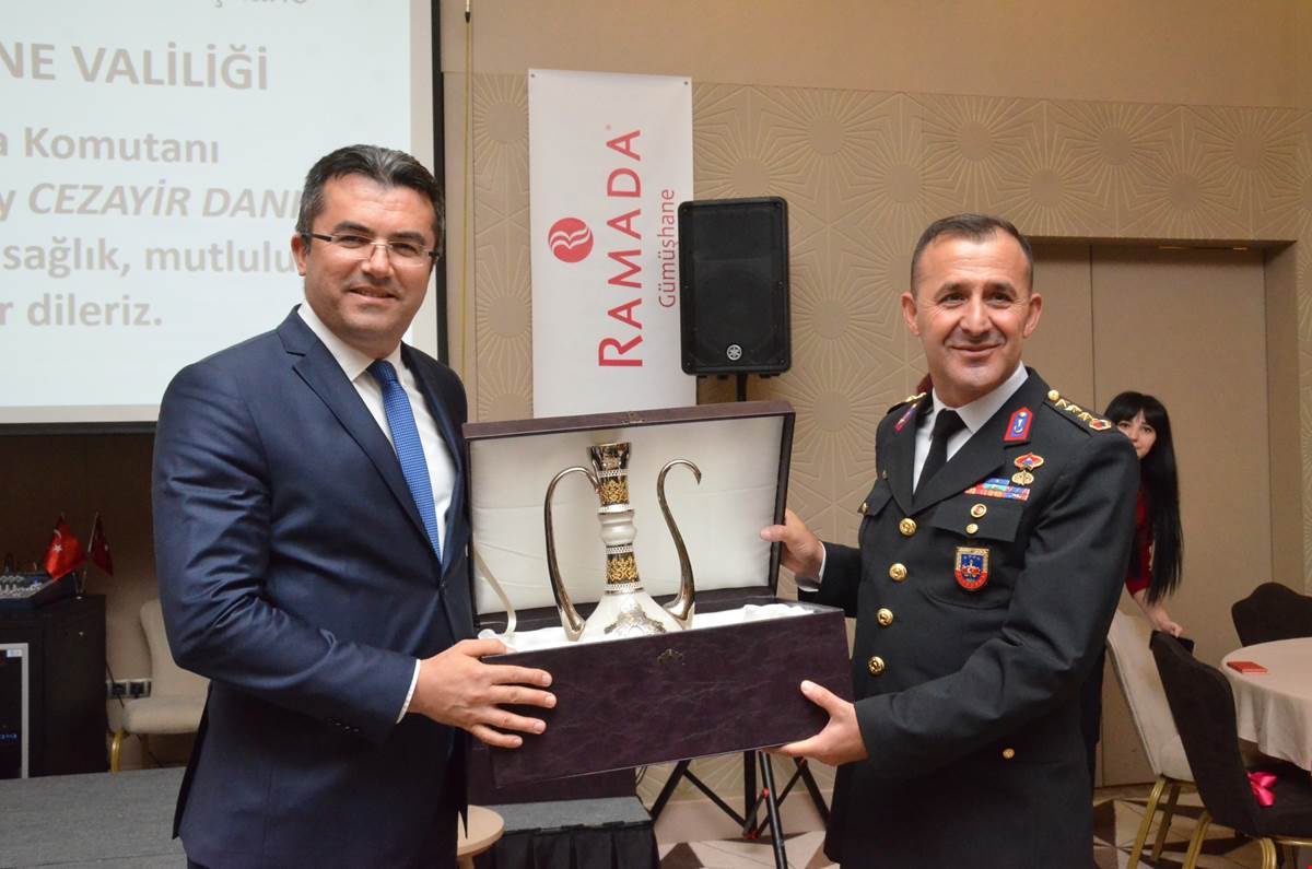 Albay Danışan’a veda yemeği 10