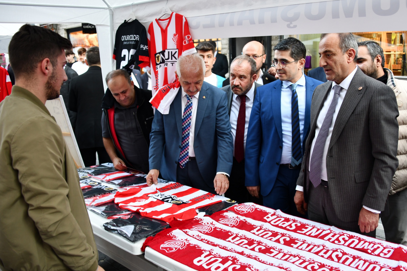 Gümüşhane'de 27. Kuşburnu Festivali başladı   39