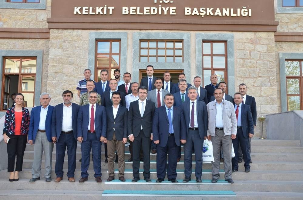 Vali Memiş, Kelkit’te tarımsal tesisleri inceledi 28