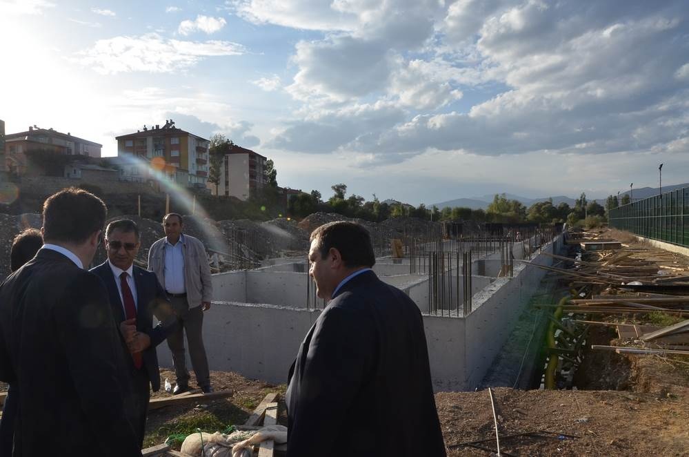 Vali Memiş, Kelkit’te tarımsal tesisleri inceledi 21