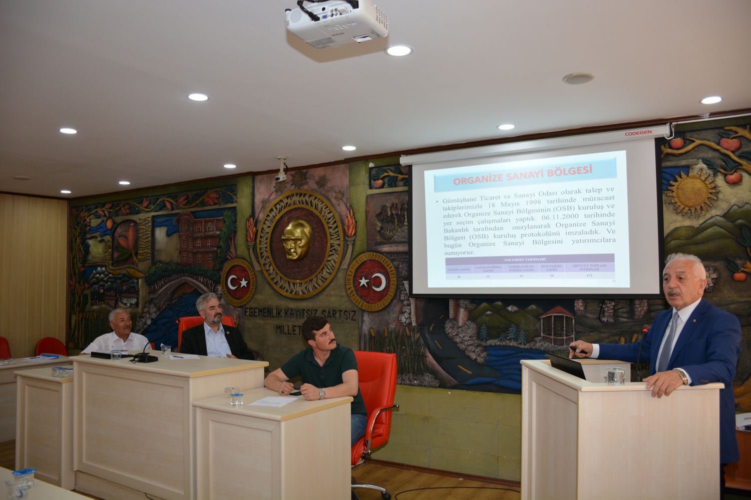 Akçay meclise konuk oldu, meclis üyelerine İŞGEM’i gezdirdi 7