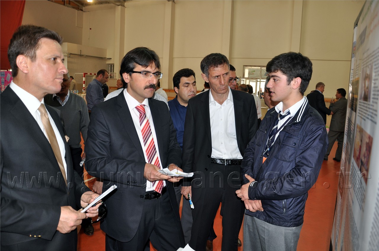 Türk Telekom Fen Lisesi’nde ‘TÜBİTAK Bilim Fuarı’ açıldı 4