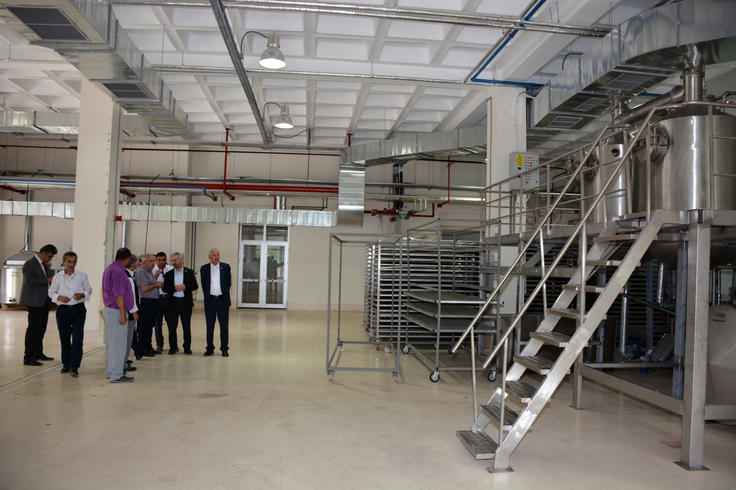 Akçay meclise konuk oldu, meclis üyelerine İŞGEM’i gezdirdi 1