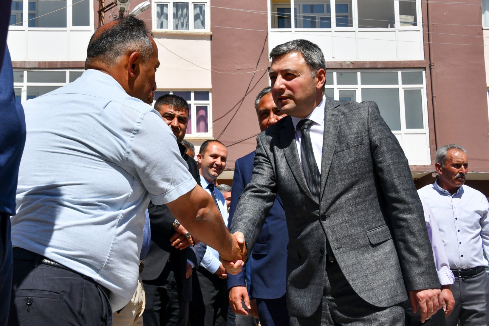 Vali Tanrısever Köse ilçesinde incelemelerde bulundu 44