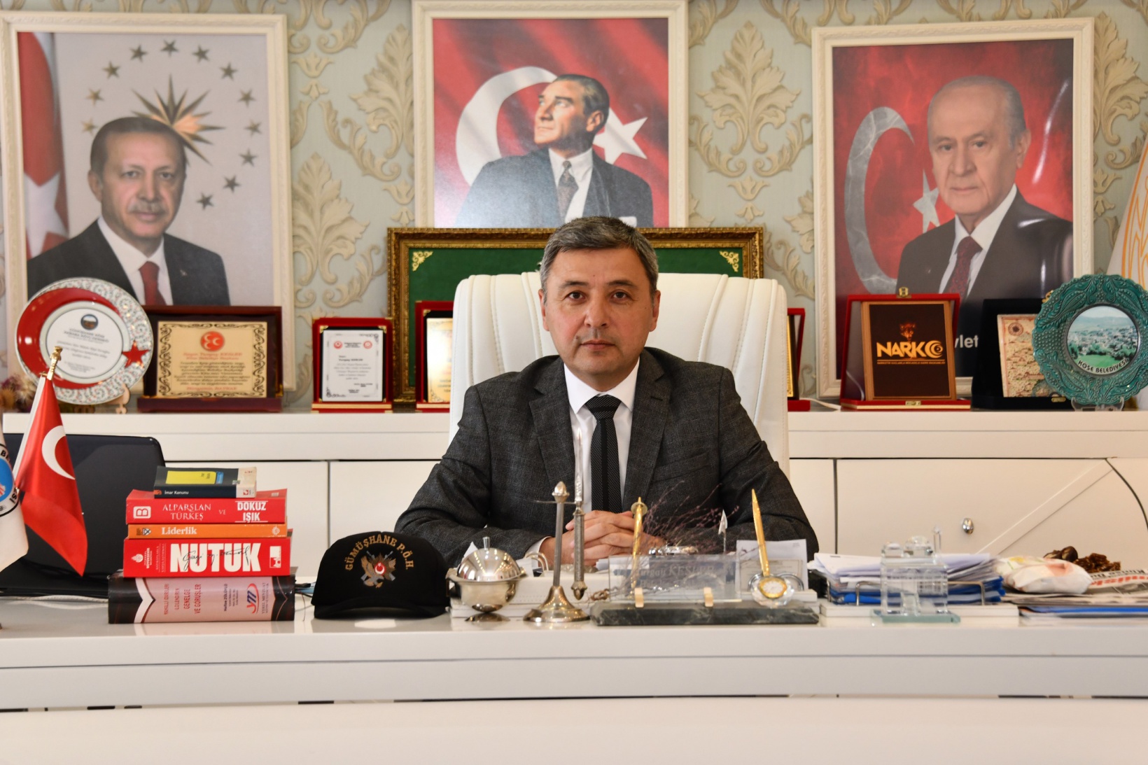 Vali Tanrısever Köse ilçesinde incelemelerde bulundu 6