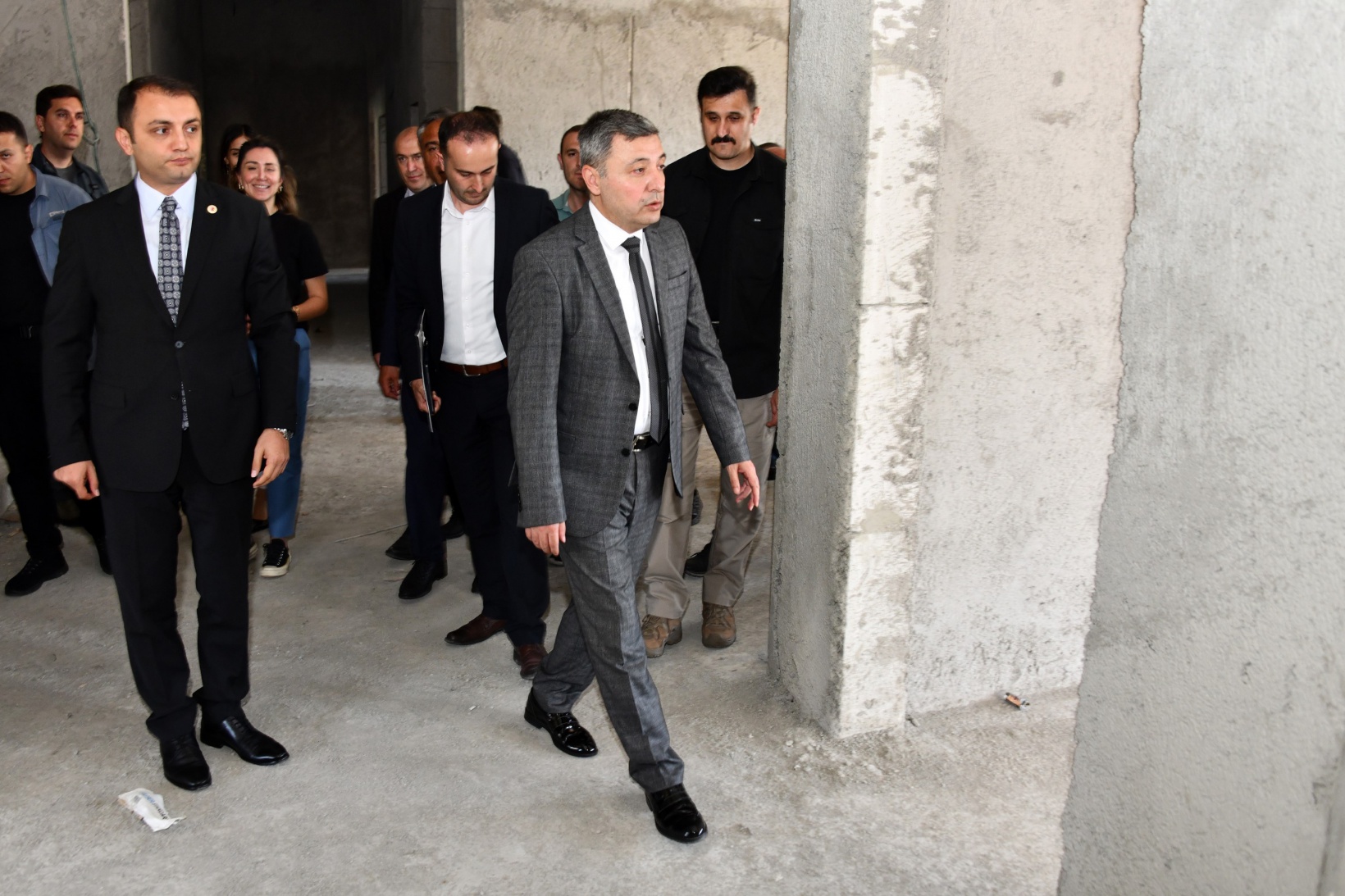 Vali Tanrısever Köse ilçesinde incelemelerde bulundu 12