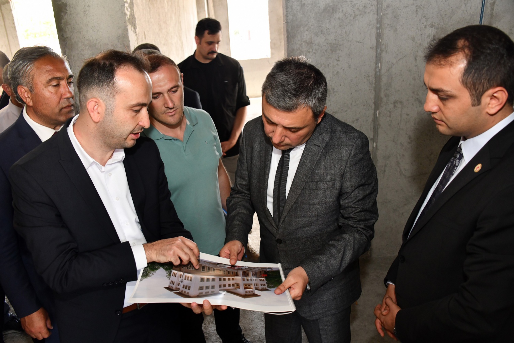 Vali Tanrısever Köse ilçesinde incelemelerde bulundu 11