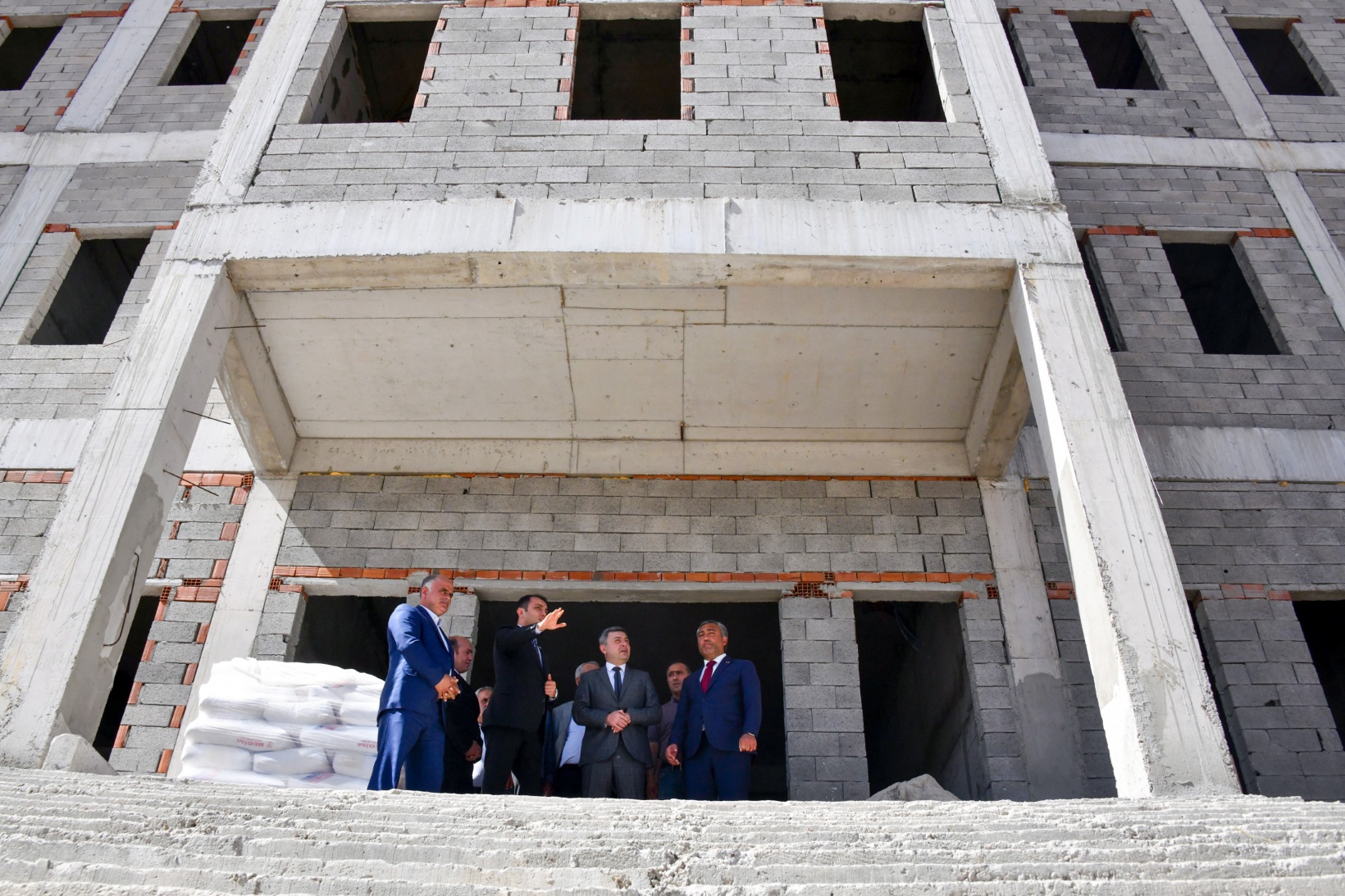 Vali Tanrısever Köse ilçesinde incelemelerde bulundu 37