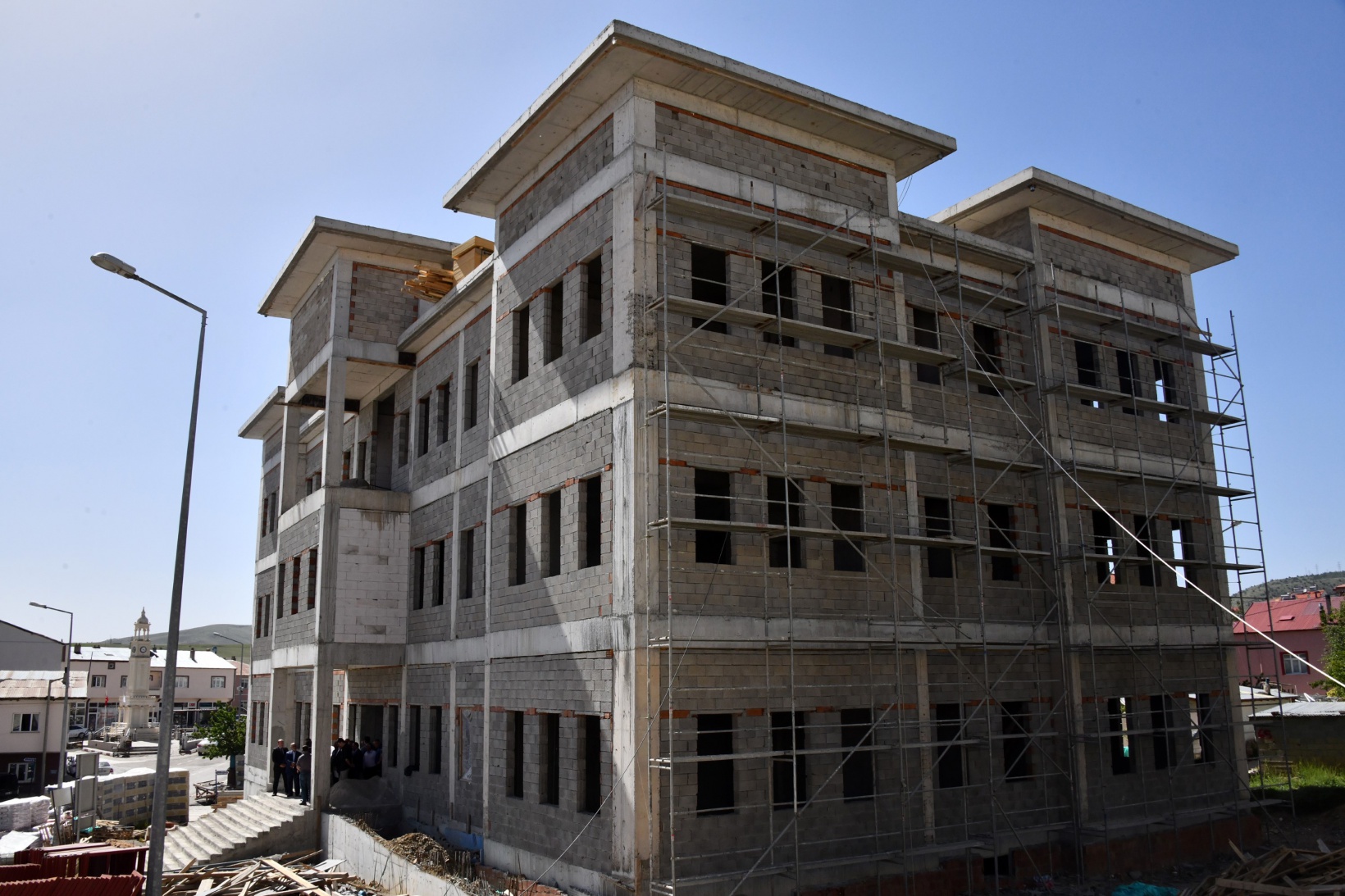 Vali Tanrısever Köse ilçesinde incelemelerde bulundu 16