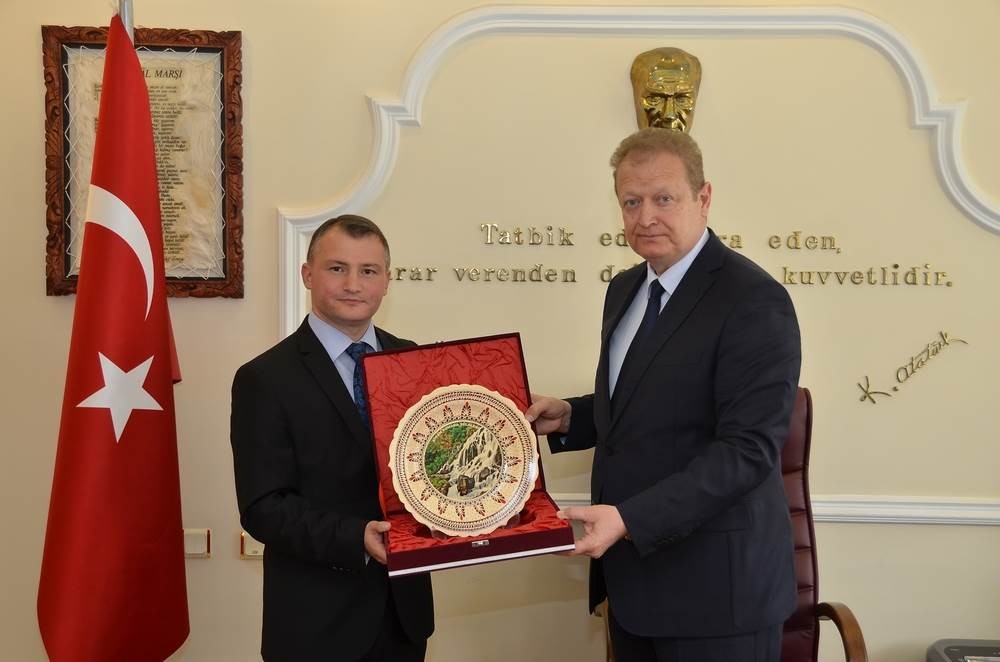 Vali Yavuz’un veda ziyaretleri devam ediyor 5