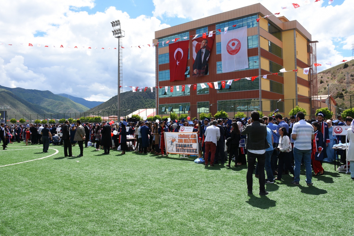 Gümüşhane Üniversitesinde 10.mezuniyet töreni 13