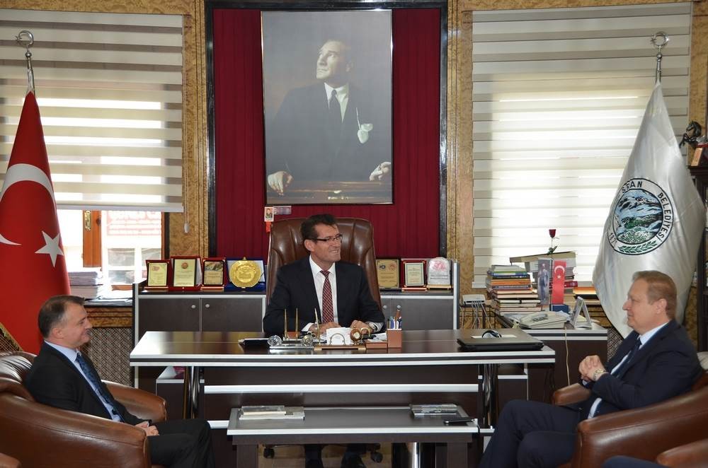 Vali Yavuz’un veda ziyaretleri devam ediyor 15