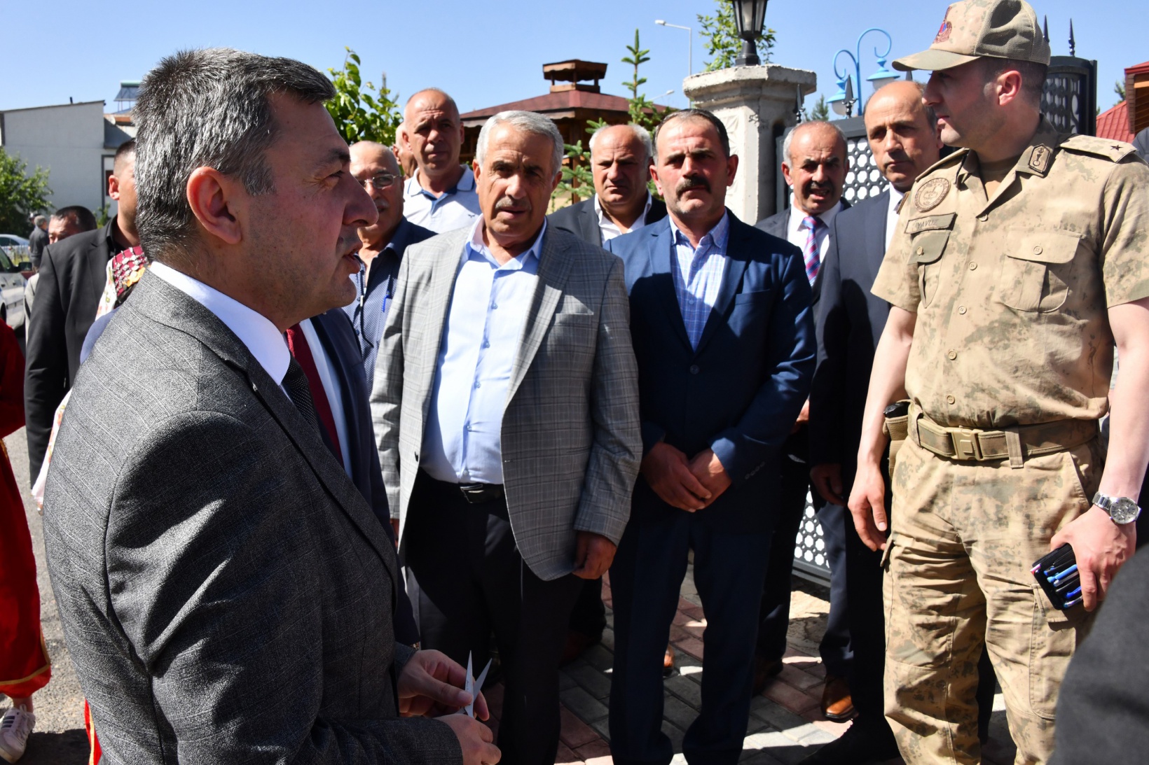 Vali Tanrısever Köse ilçesinde incelemelerde bulundu 34