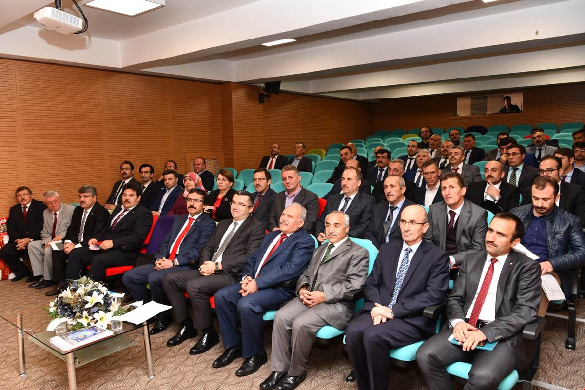 Vali Memiş, eğitim camiasına veda etti 3