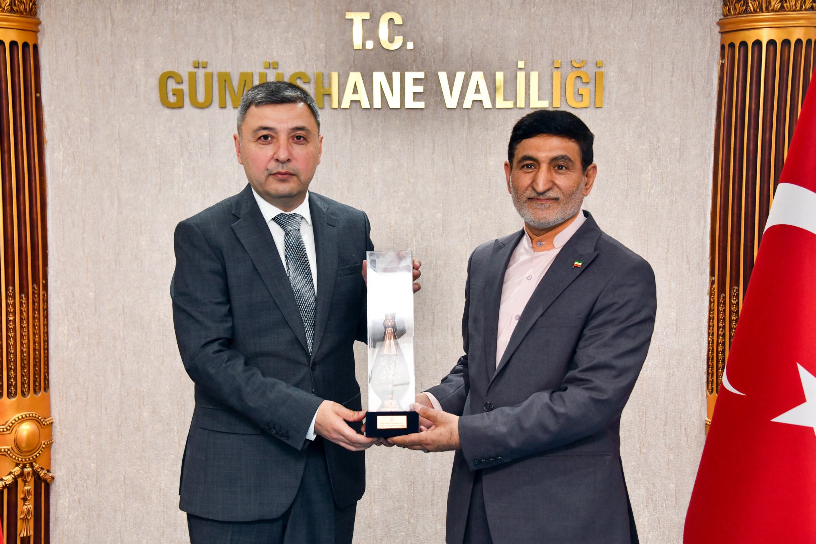 Vali Tanrısever Başkonsolos Mohebbati’yi misafir etti 6