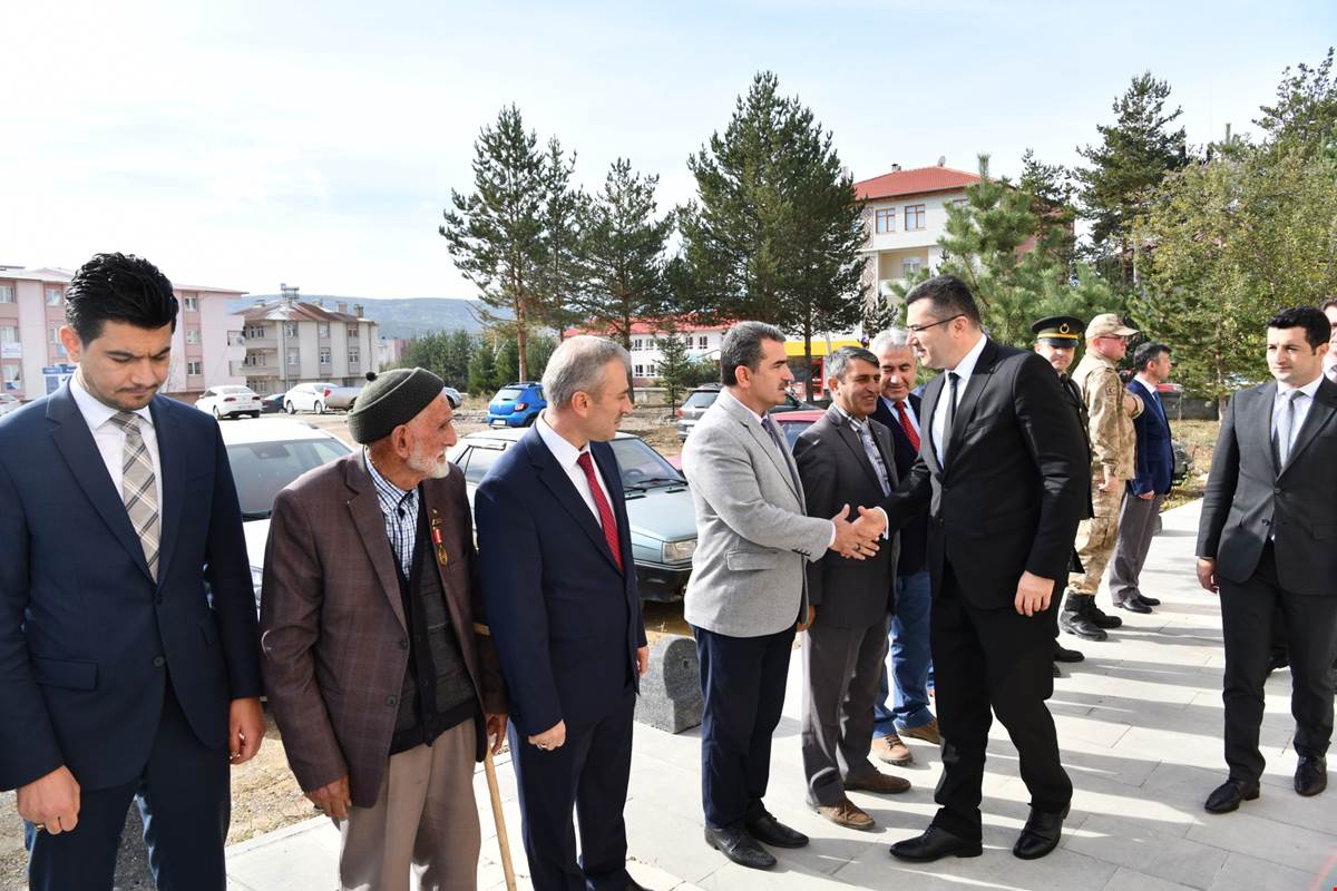Vali Memiş ilçe ziyaretlerine başladı 1