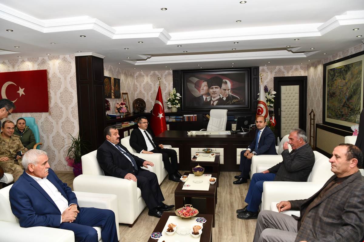 Vali Memiş ilçe ziyaretlerine başladı 13