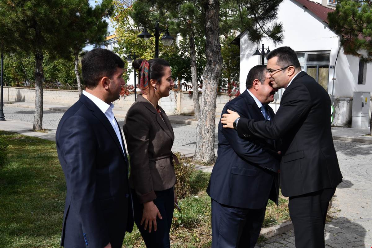 Vali Memiş ilçe ziyaretlerine başladı 20