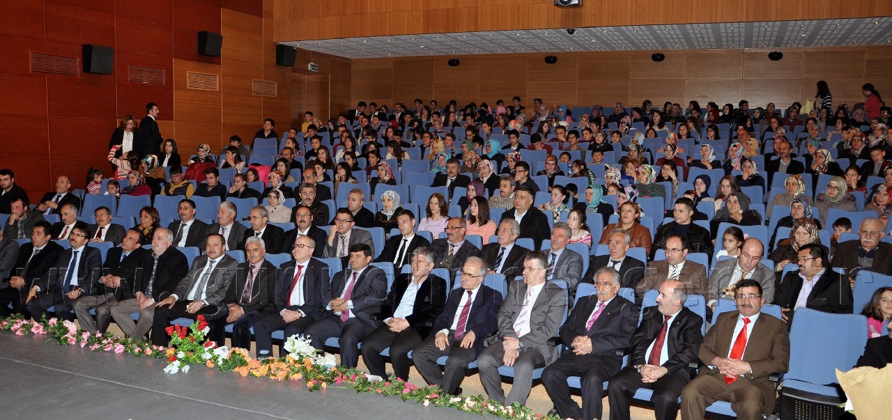 Öğretmen Okulları 166 Yaşında 1