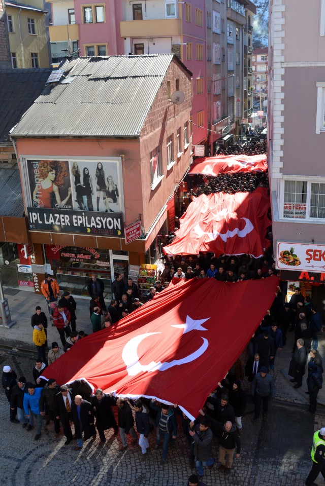 Gümüşhane gül yüzlü şehidini uğurladı 33