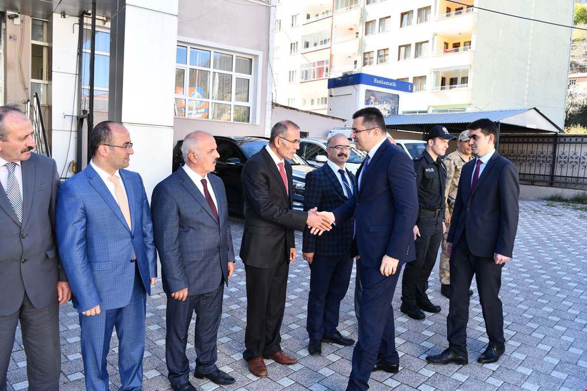 Vali Memiş, ilçe ziyaretlerini Kürtün ve Torul’la tamamladı 8