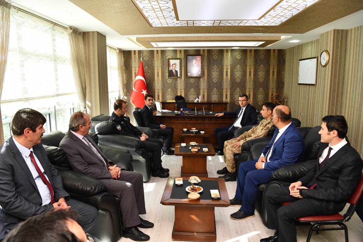 Vali Memiş, ilçe ziyaretlerini Kürtün ve Torul’la tamamladı 11