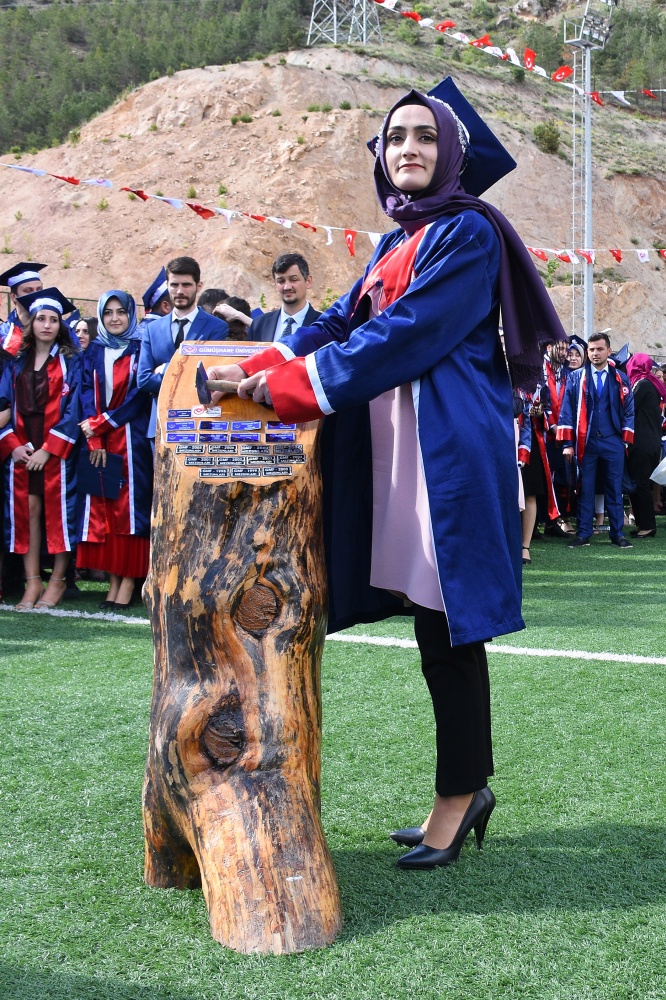 Gümüşhane Üniversitesinde 10.mezuniyet töreni 43