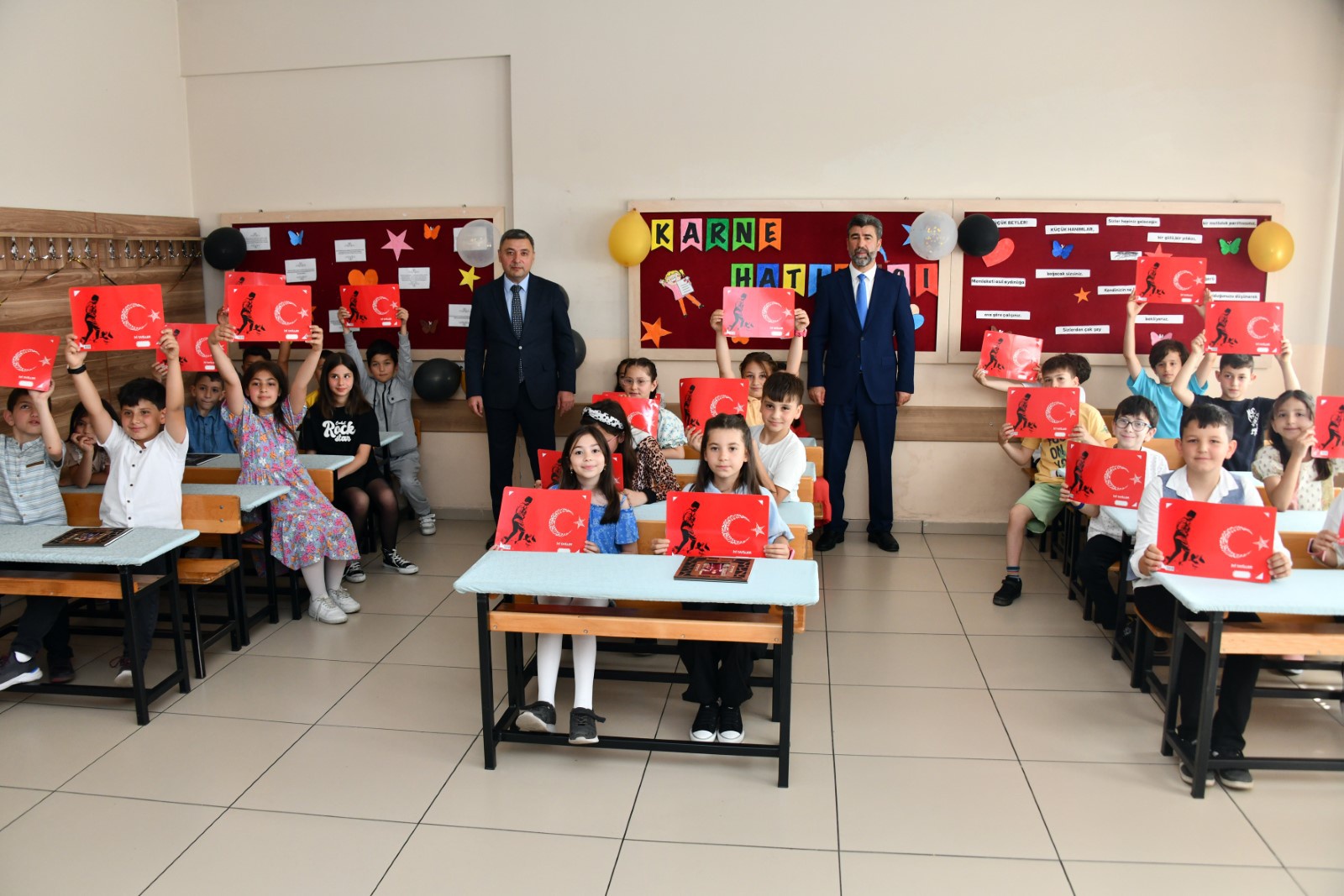 Gümüşhane’de 18 bin 349 öğrenci karne aldı 37