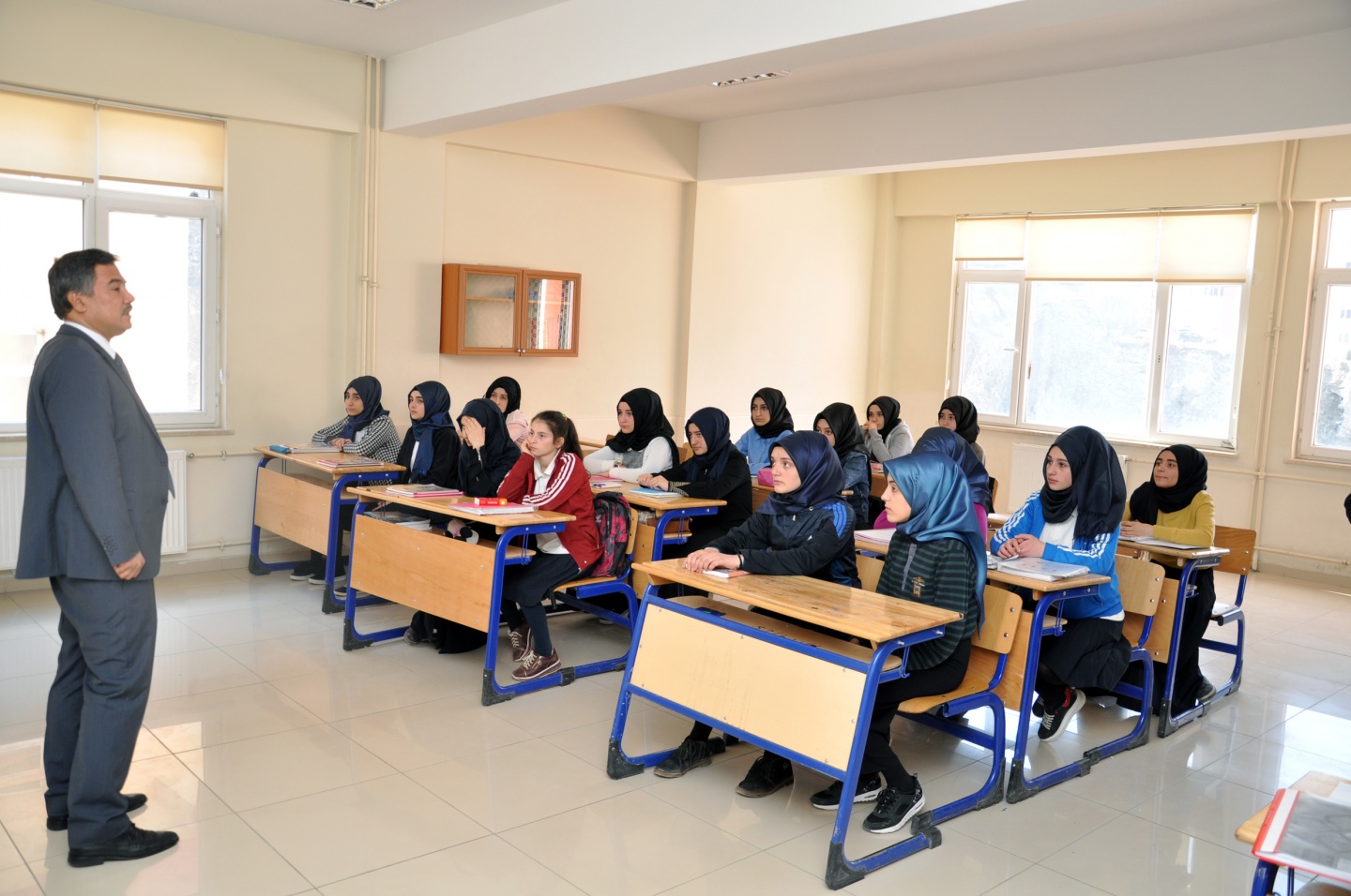 Kız Anadolu İmam Hatip Lisesi yeni binasına taşınacak 4