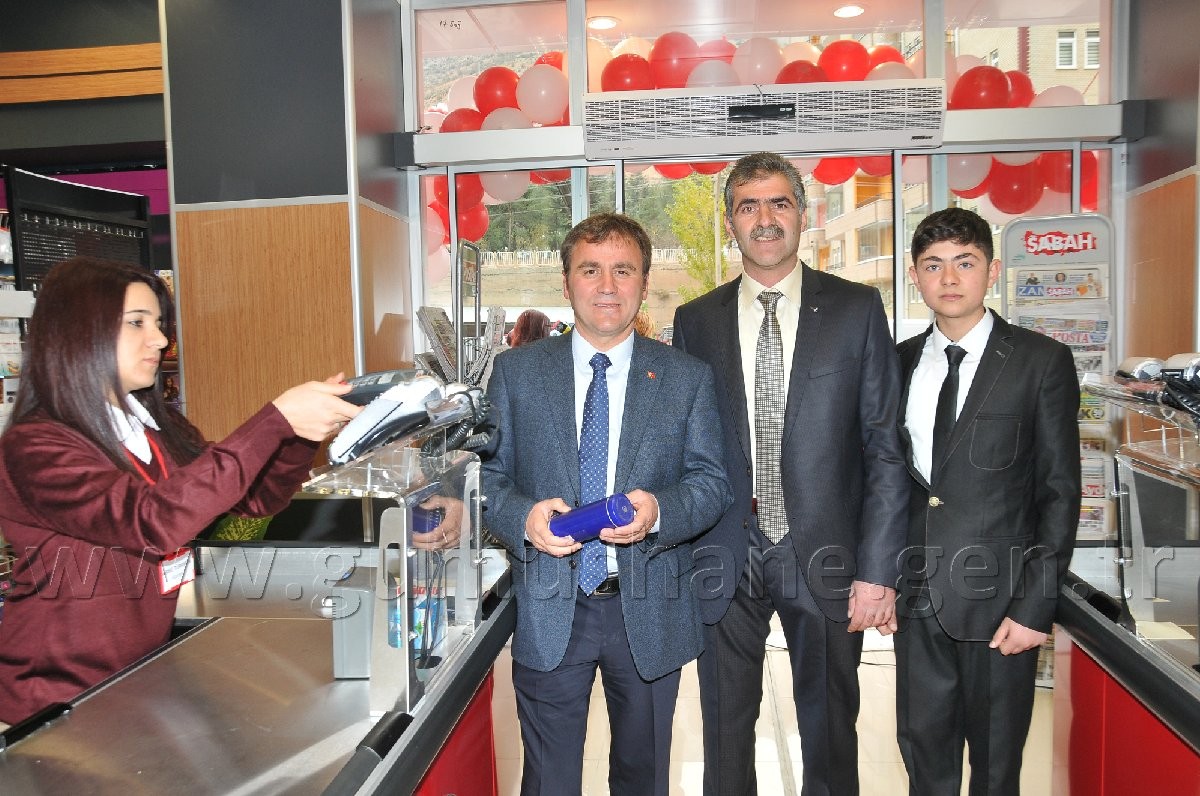 İpekyolu Alışveriş Merkezi Açıldı 1