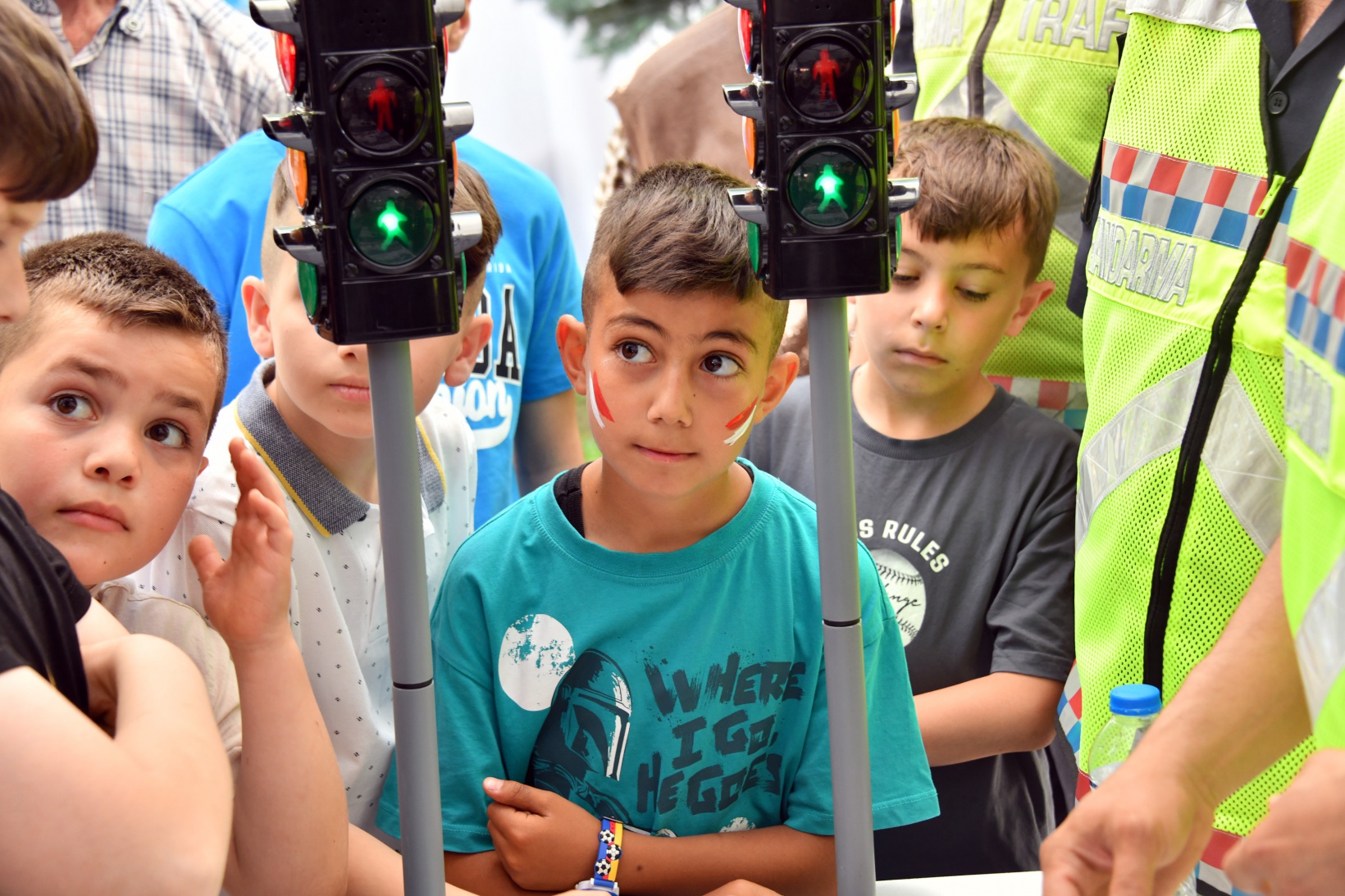 Jandarma’nın sergi ve konserine yoğun ilgi 38