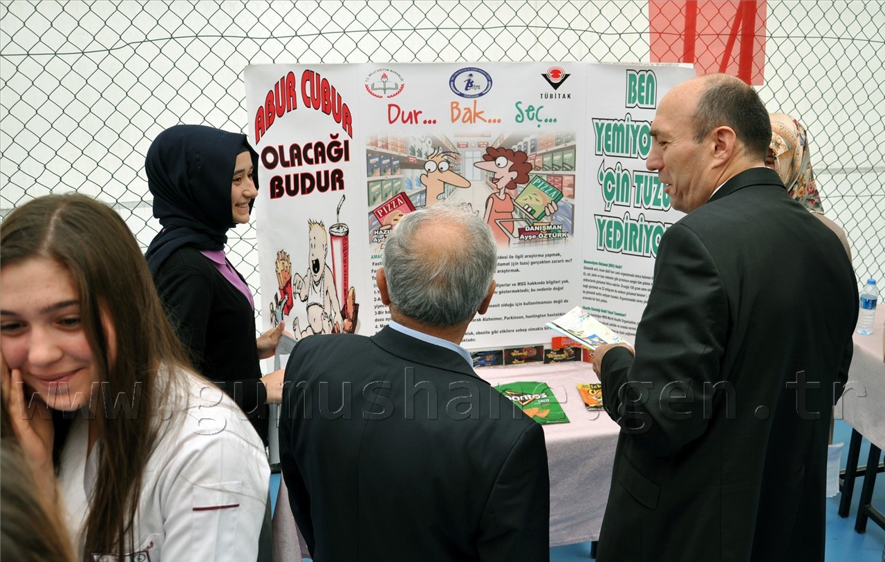 İbn-i Sina’da TÜBİTAK Bilim Fuarı Açıldı 15