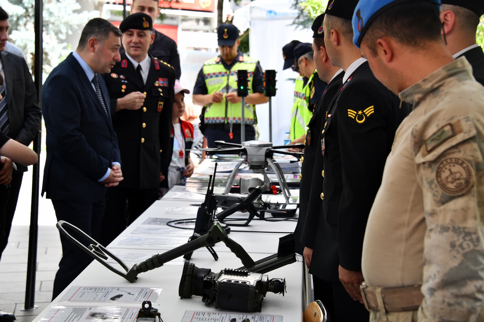 Jandarma’nın sergi ve konserine yoğun ilgi 2