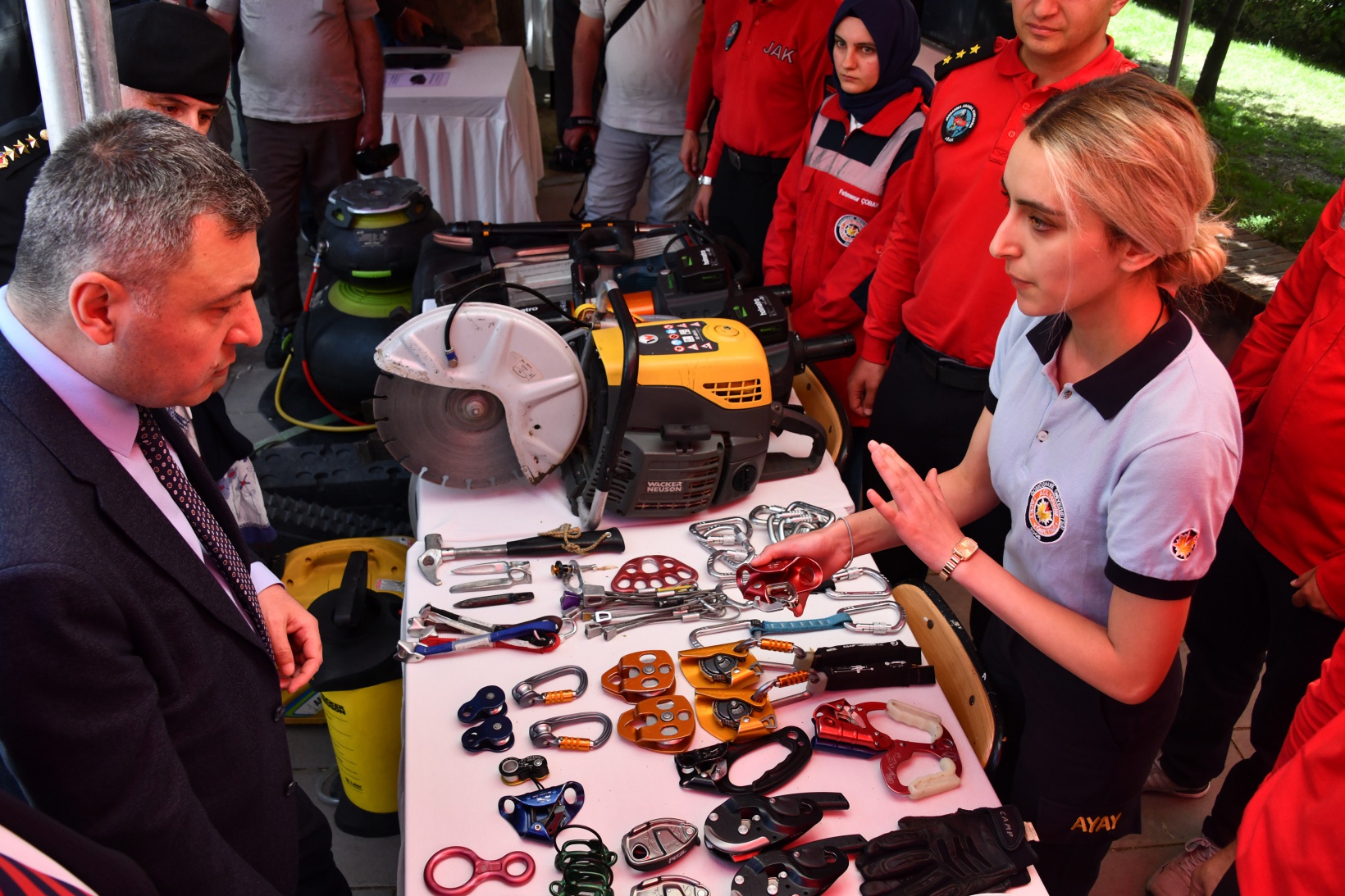 Jandarma’nın sergi ve konserine yoğun ilgi 17