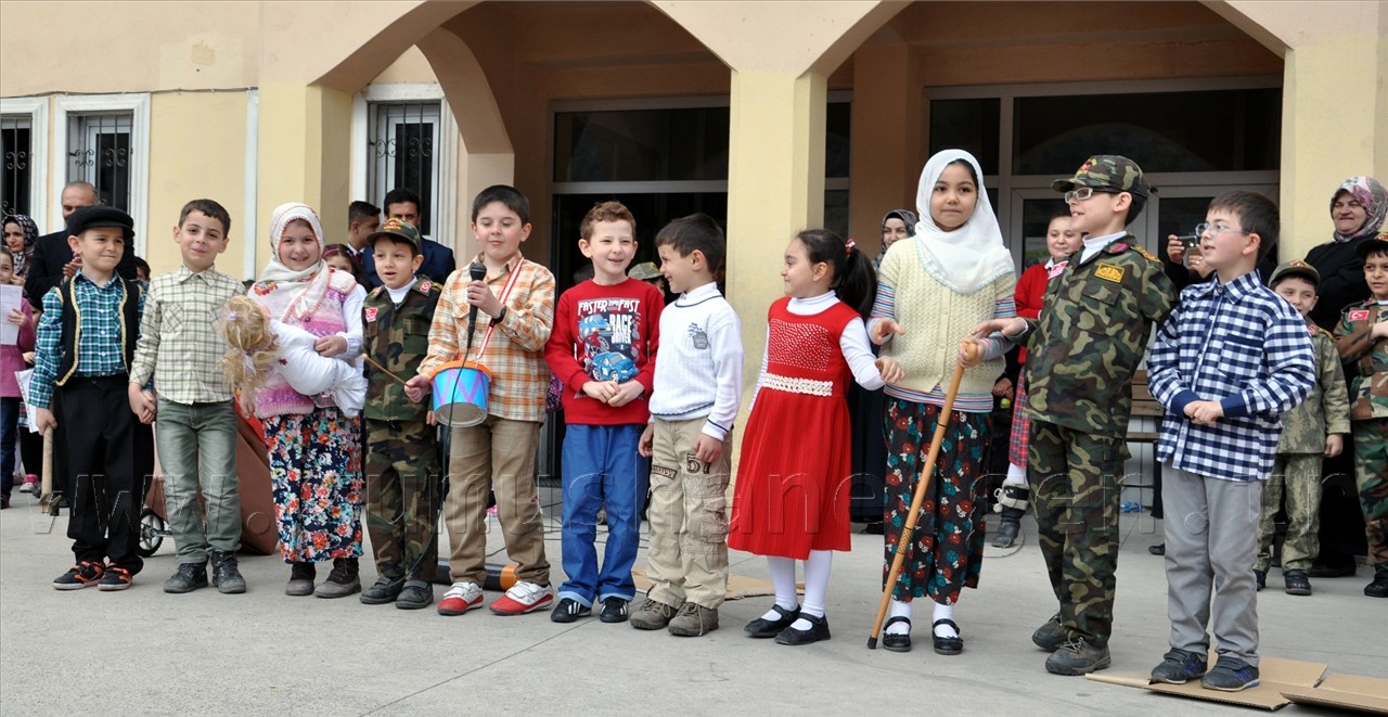 Aysın Rafet Çanakkale'yi Unutmadı 10