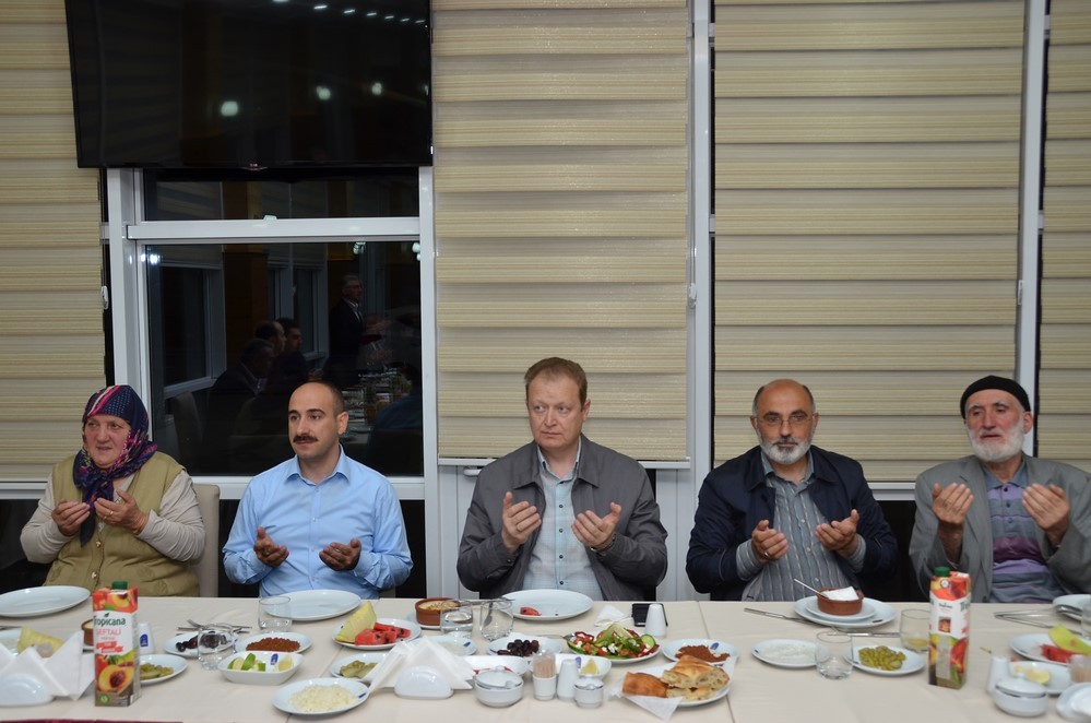 Vali Yavuz, Torul Kaymakamlığı’nın İftar Programına Katıldı 11